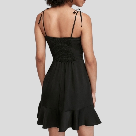 Express Tie Shoulder Ruffle Hem Fit and Flare Mini Dress in Pitch Black Size M - Picture 3 of 13